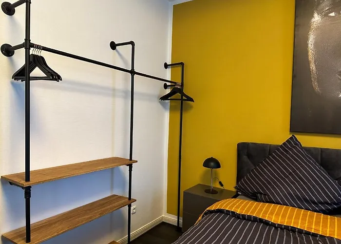 Bee Design + Zentral + Küche + Parken Apartment *